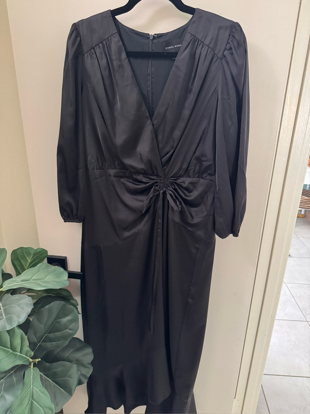 Donna Morgan Black Silk 3/4 Sleeve Dress, Slim Details on Waist, Flirty Hem - Picture 1 of 14